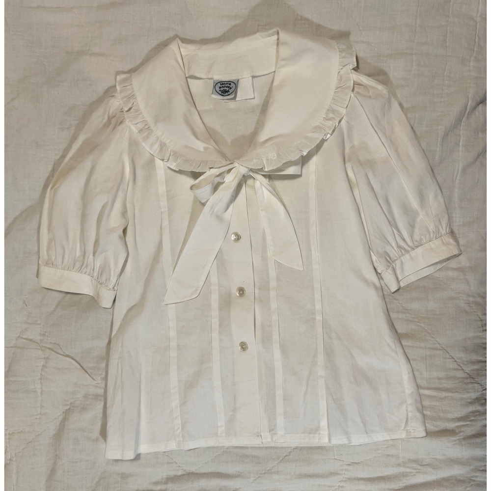 Laura Ashley Vintage 80s White Peter Pan Collar Blouse Puff Sleeve Pintuck Bow